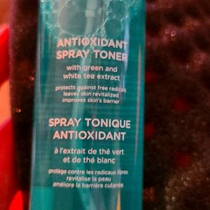 Dr. Brandt antioxidant spray toner